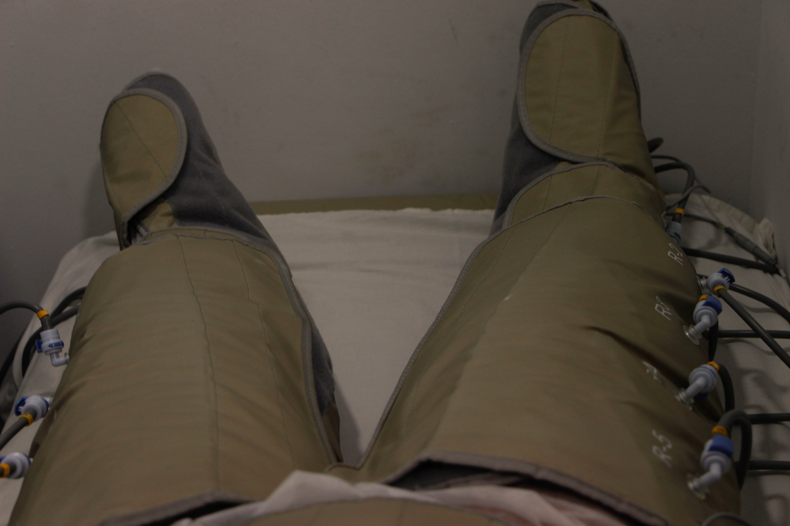 Botas de presoterapia durante una sesión
